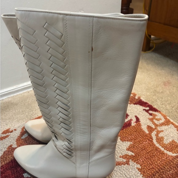 Women's White Leather Knee-High Boots - Picture 1 of 4